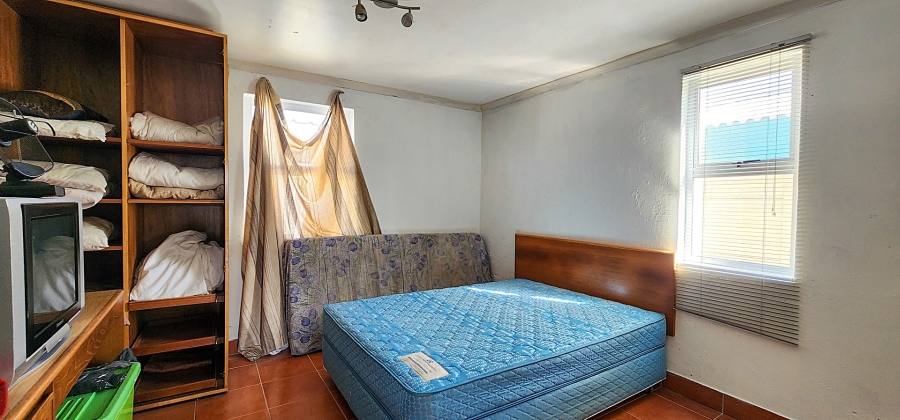 4 Bedroom Property for Sale in Struisbaai Western Cape